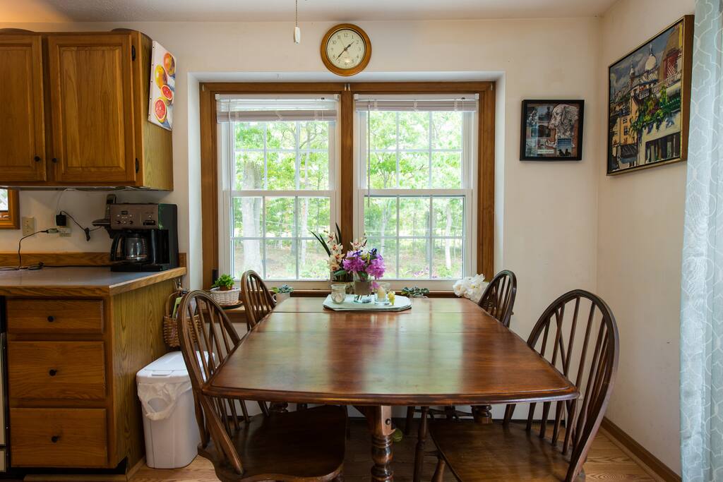 indoor dinning area