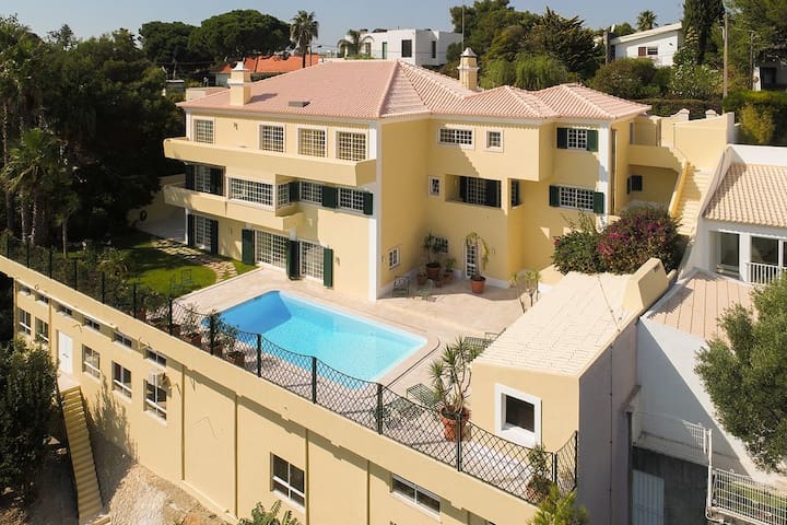 Double Room at Estoril Budget & Spa