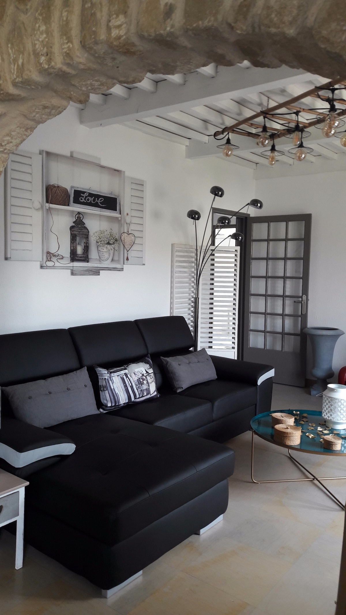 Successful Airbnb property: rental le bonheur de corentin in Vaison La Romaine