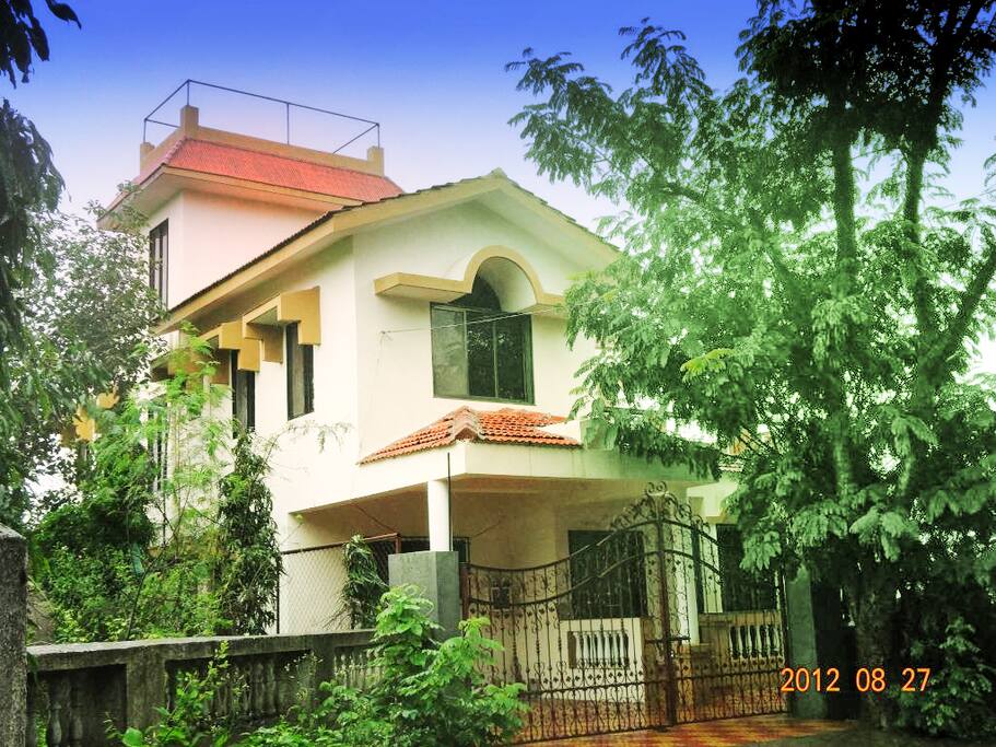 Front Left View