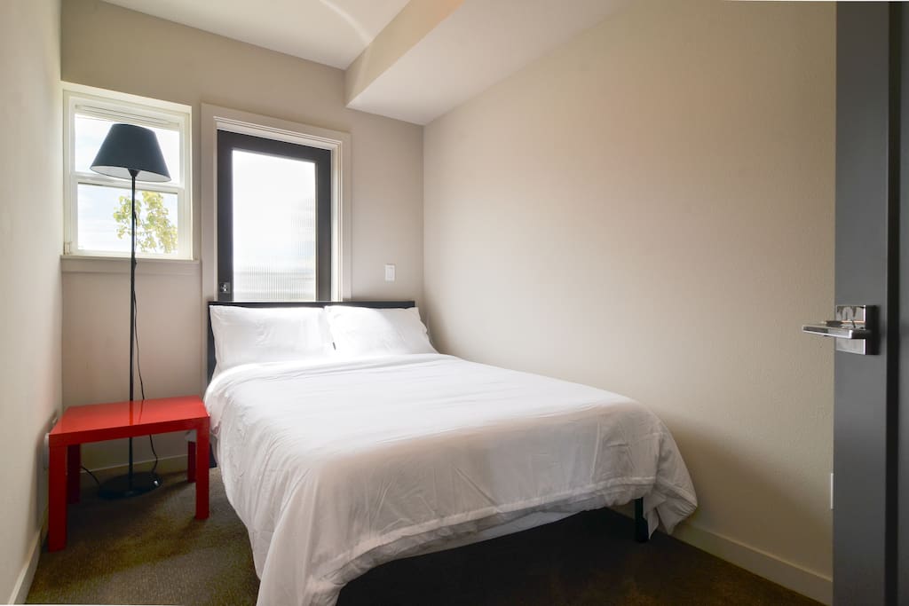 First bedroom double-size bed, 1st floor
