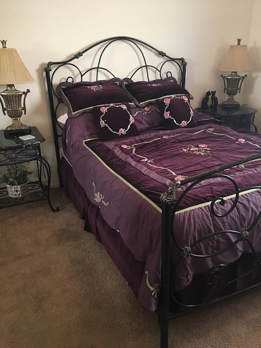 Bedroom #2 Queen size bed