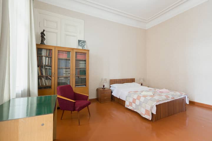 Double bedroom (room with double bed). (~23 sq.m/248 aq.ft)