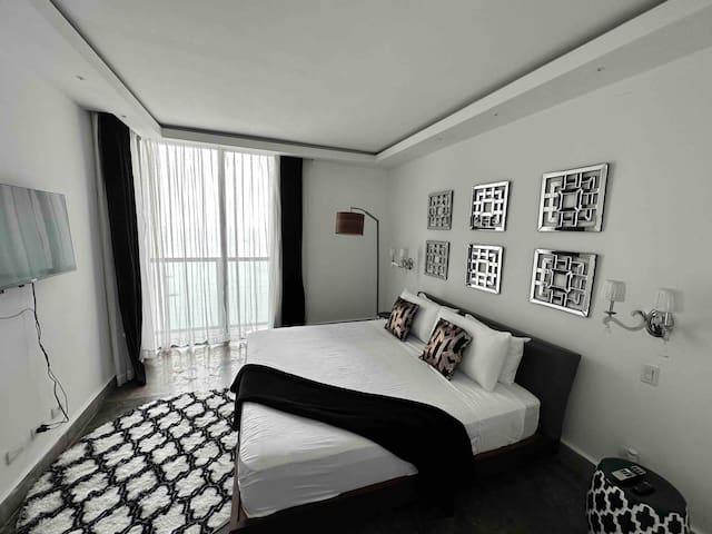 Diamonds Suites managed Airbnb listing 3