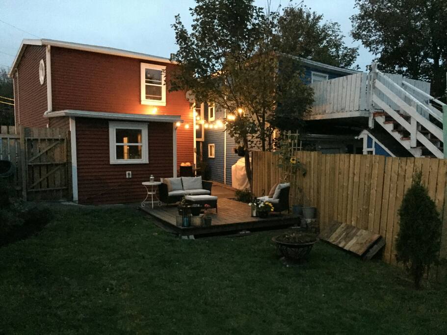 Backyard garden, tucked away in the middle of downtown. On warm nights, sit out and relax under the bistro lights listen to the locals make their way downtown. On a foggy night, come in from the cold and listen to the sounds of George Street carry their way up through an open window of the 2nd bedroom overlooking the garden.