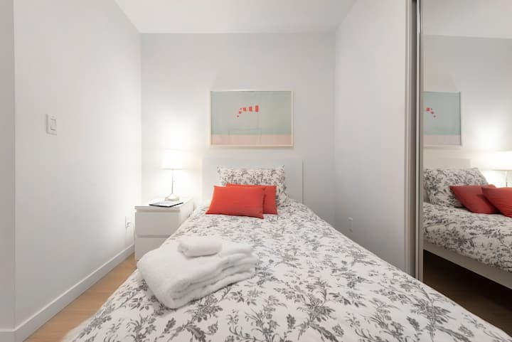 Удобна постелнина, перници и дополнителни крпи