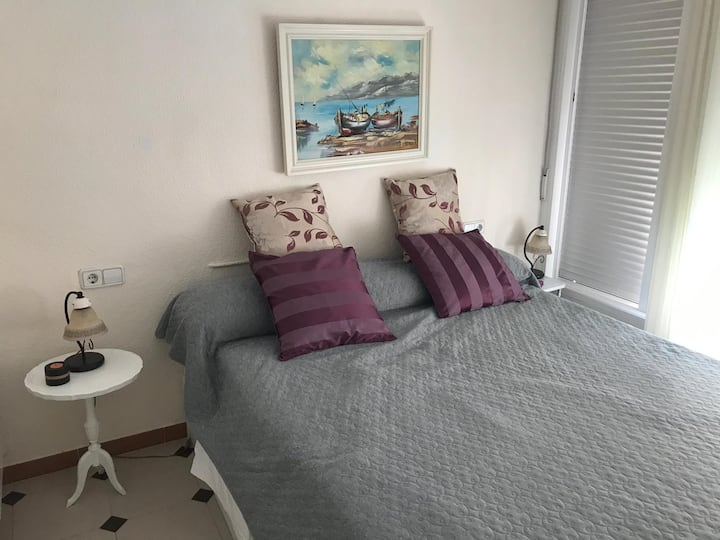 2 Chambre avec un lit de 150