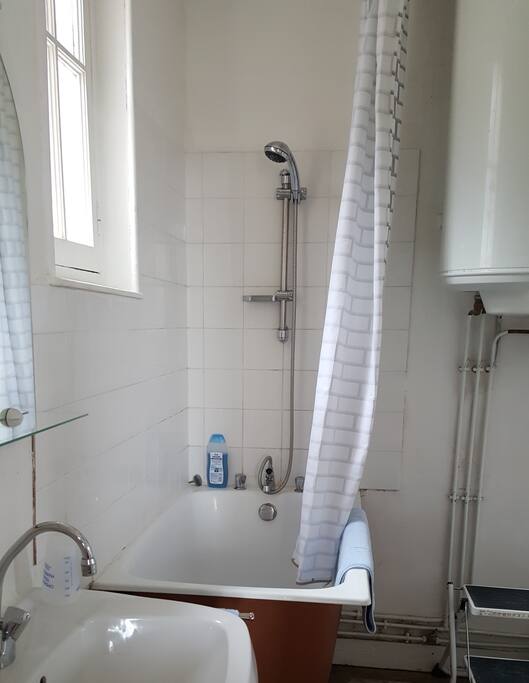 Salle de bain à l'étage