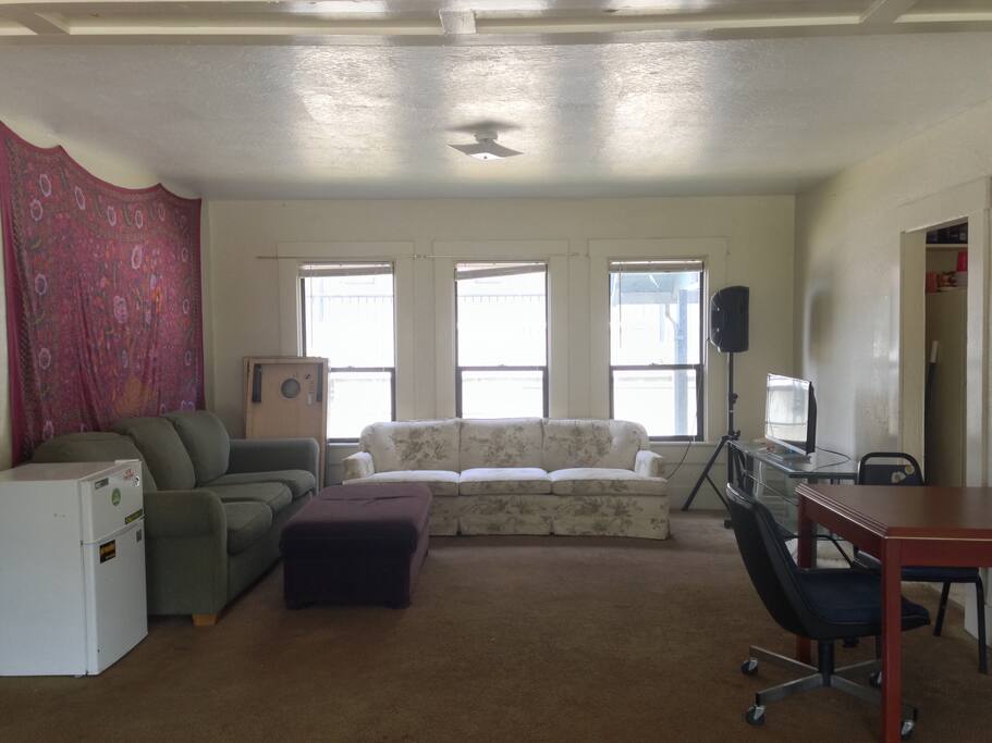 living room
includes usage of(plus tv): cornhole, ample table space, mini fridge