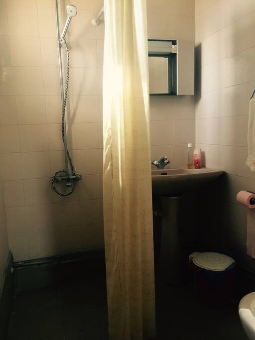 Second Bedroom - Ensuite Bathroom and Shower