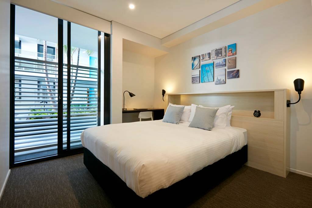 Choice of 1 King bed or 2 singles