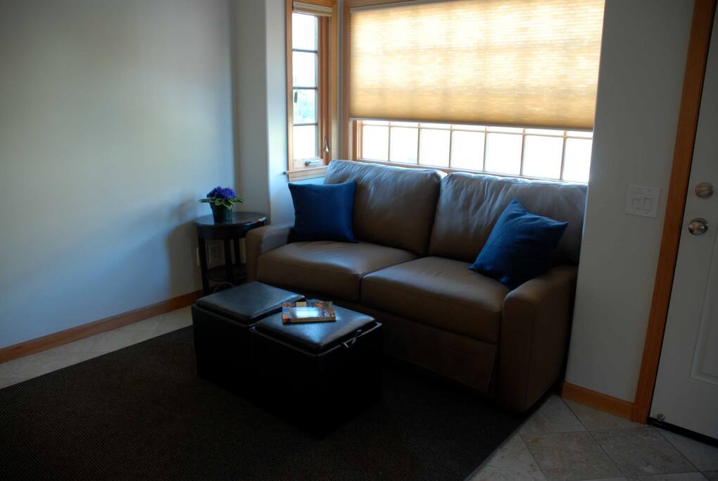 149 C Ocean View-Living Room