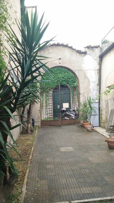 Accesso cortile