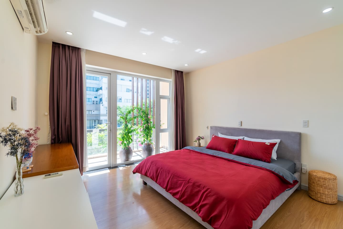 BEDROOM 3 (30 sqm at Floor 3) brings cozy and restful ambience 