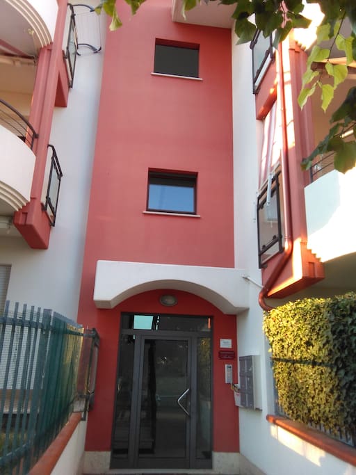 Ingresso palazzina