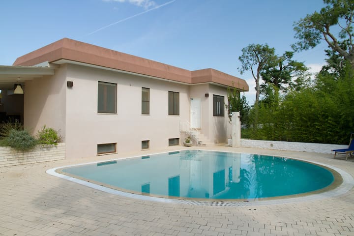 Villa Mialma gallery image 2