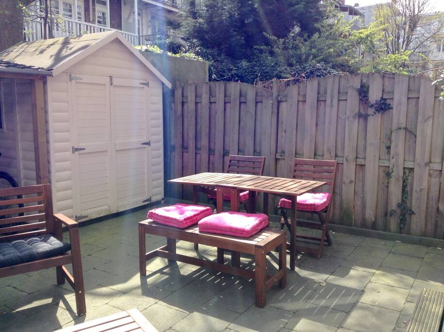 On sunny days, eating outside is a great idea!