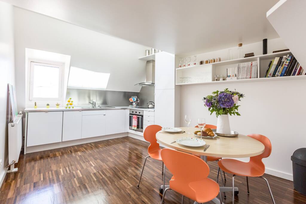 Kitchen - coffee machine, oven and dishwasher