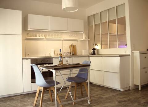 Centre ville , vieille ville et plages à pied