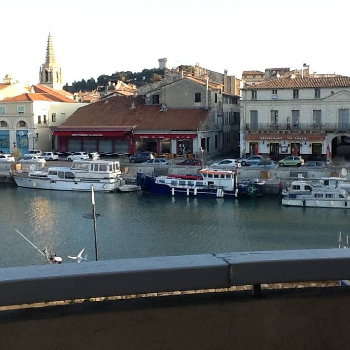 vue sur le port et les restaurants