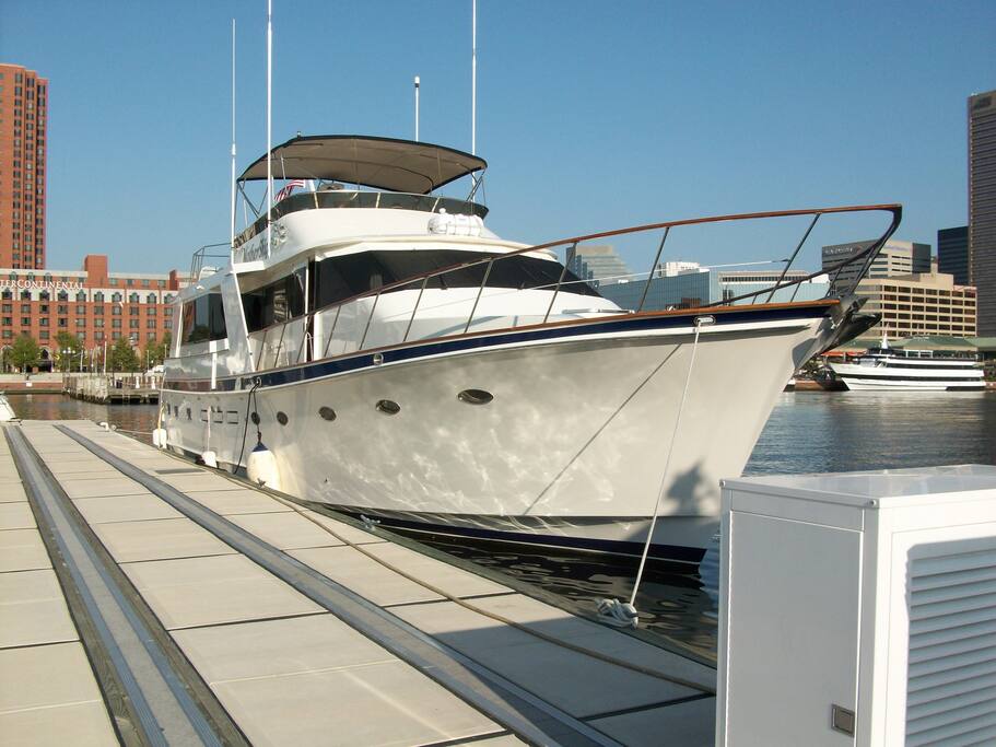airbnb boats washington dc quot the mothership quot boats for rent in grasonville maryland airbnb boats washington dc quot the mothership quot boats for rent in grasonville maryland