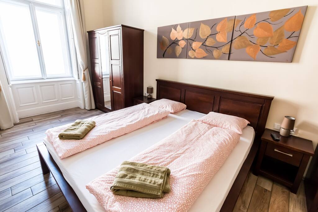 1.st bedroom