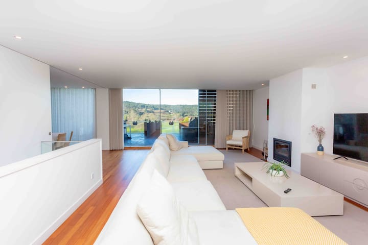 Golf Porto getaway 4 bedroom Villa