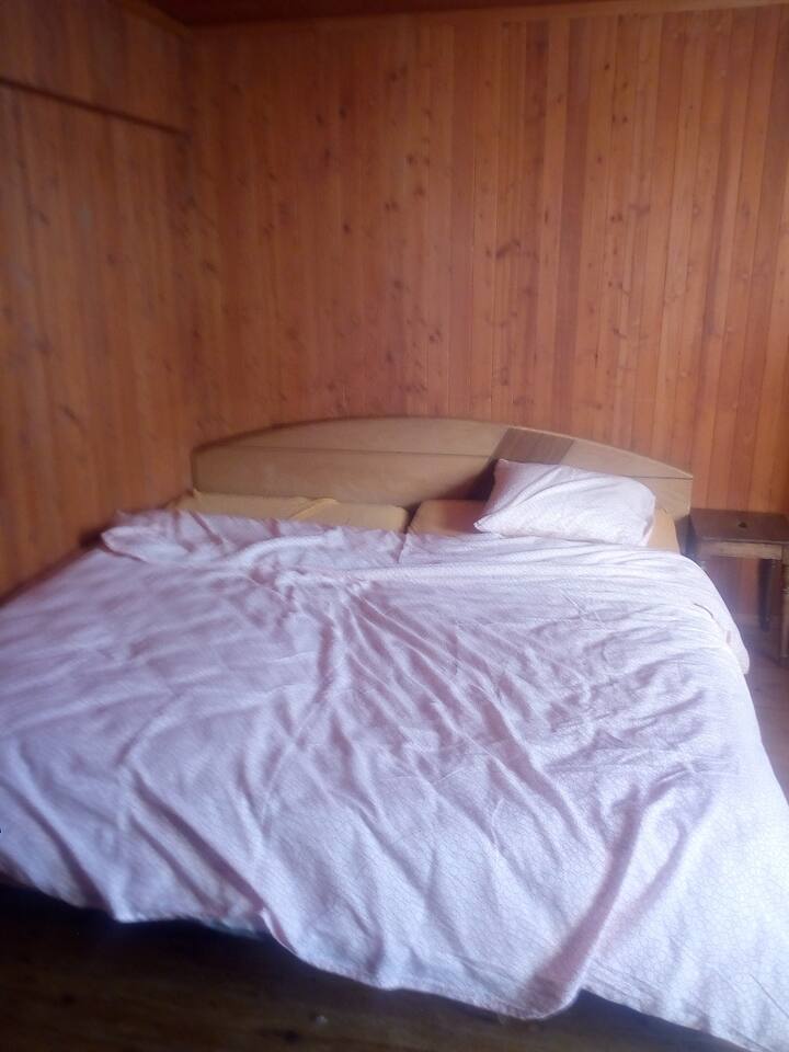 Dhomë dupleks