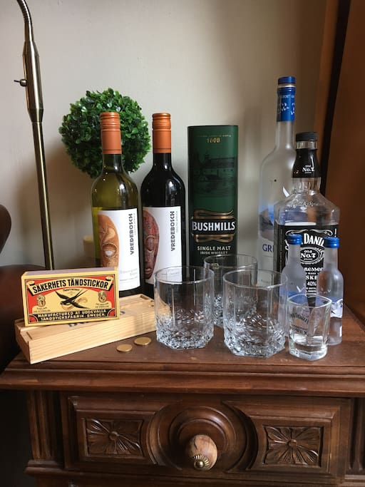 we can chat and have a few drinks !