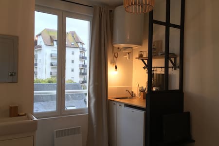 Studette lumineuse pour un week-end à la mer...