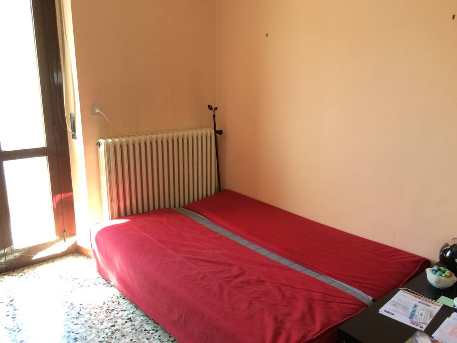 Divano letto aperto