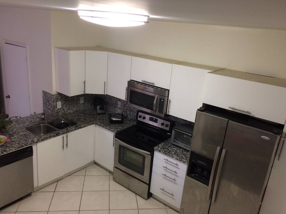 Kitchen with Basic home Appliance