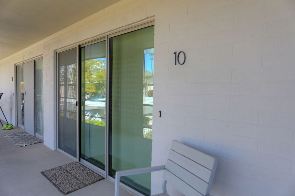 unit front door slider