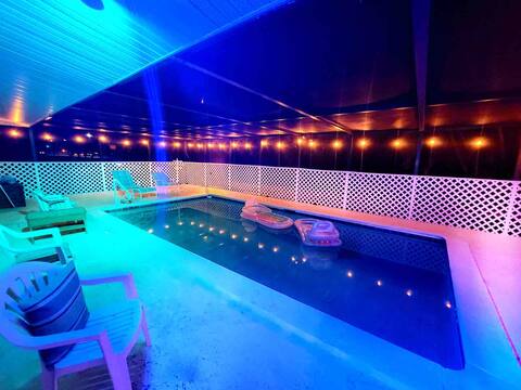 Private Pool 3/2 home, between Ft Myers and Beach!