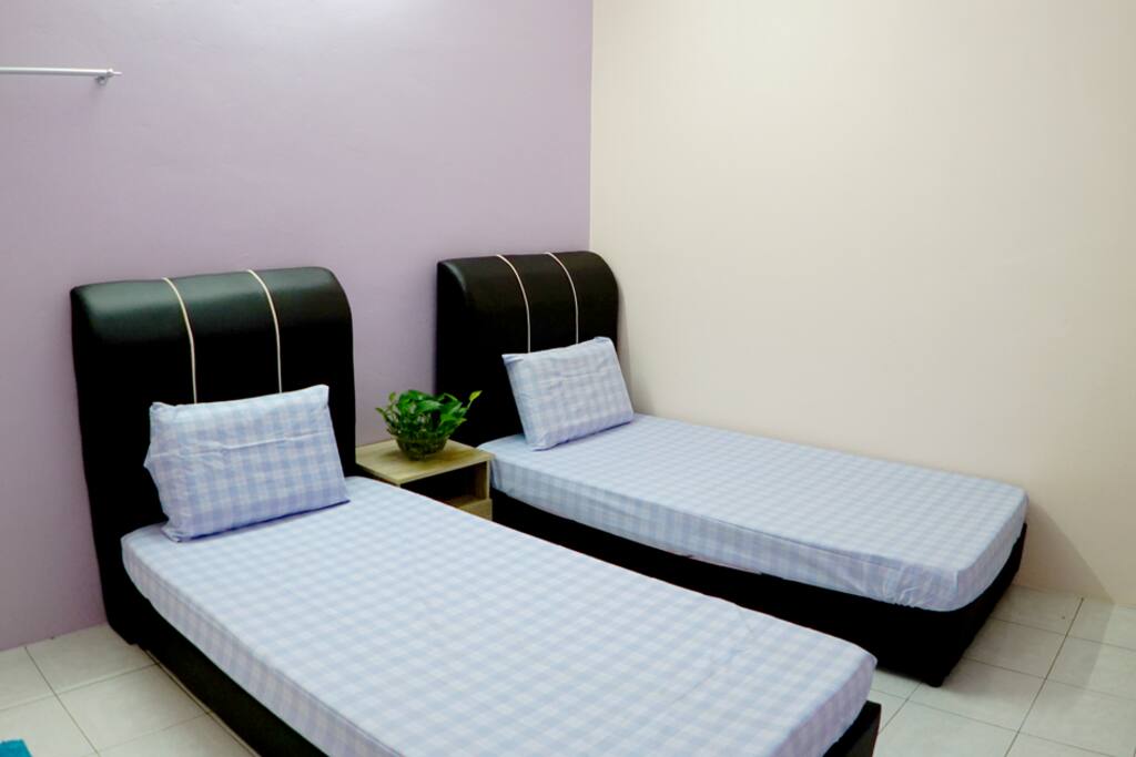 Master Room with private bathroom - picture 1