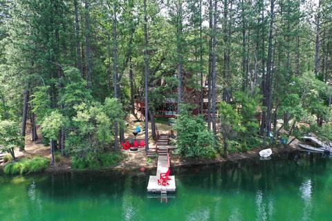 Family Lakehouse w/ Private Dock & Swim!