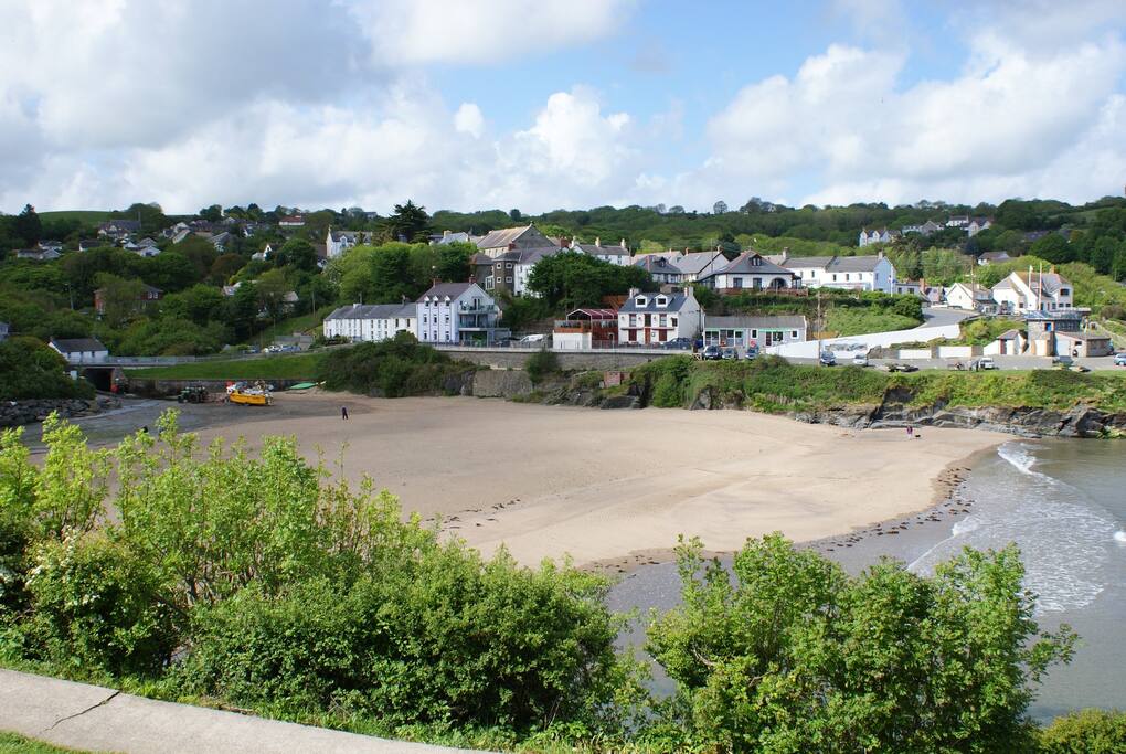 Beach with The Old Post Office in the backg
round