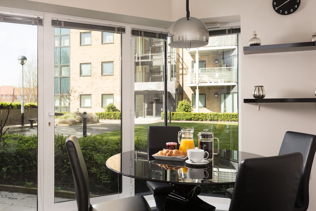 Dining table with views to the courtyard