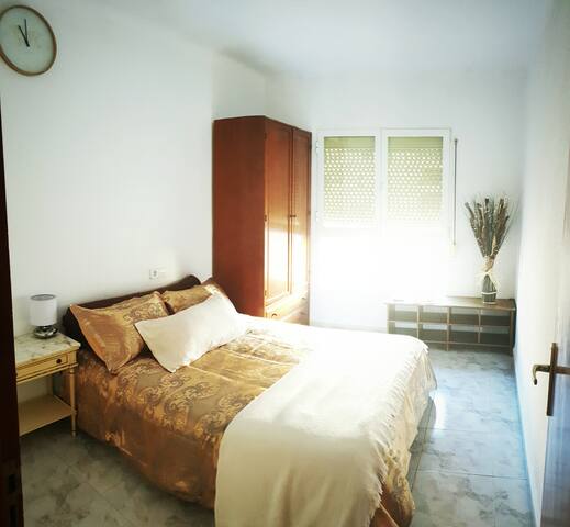 Chez Laura - Private Double Room+Private Bathroom