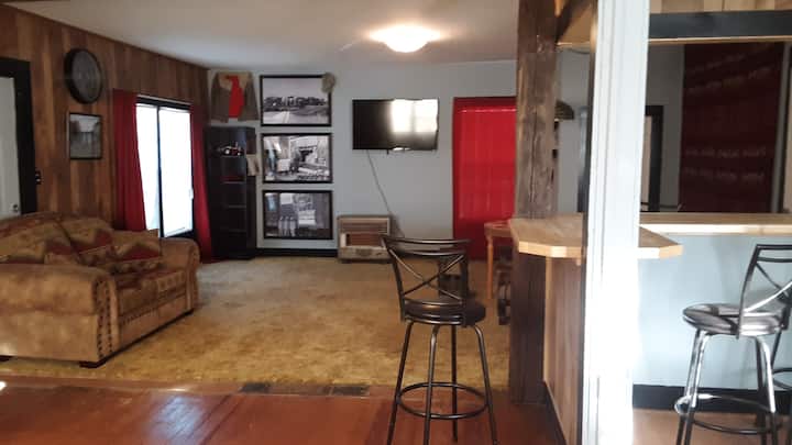 Randy's Bed And No Breakfast - Breckenridge, TX
