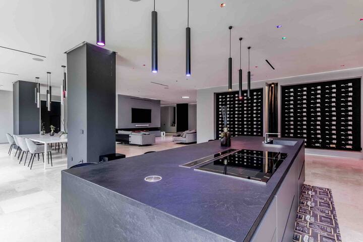 Villa nel centro di Roma con piscina e spa privata gallery image 2