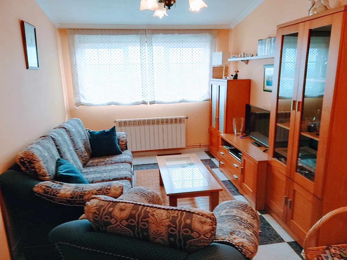 Popular Airbnb listing: Apartment on the outskirts in Ribadeo
