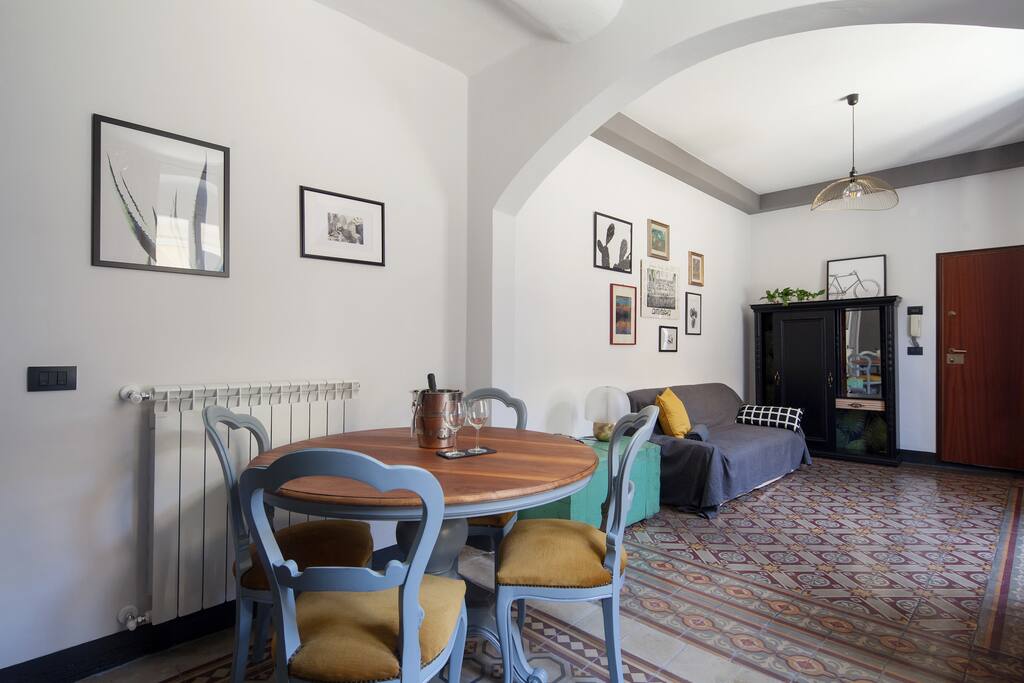 Zona soggiorno tavolo da pranzo