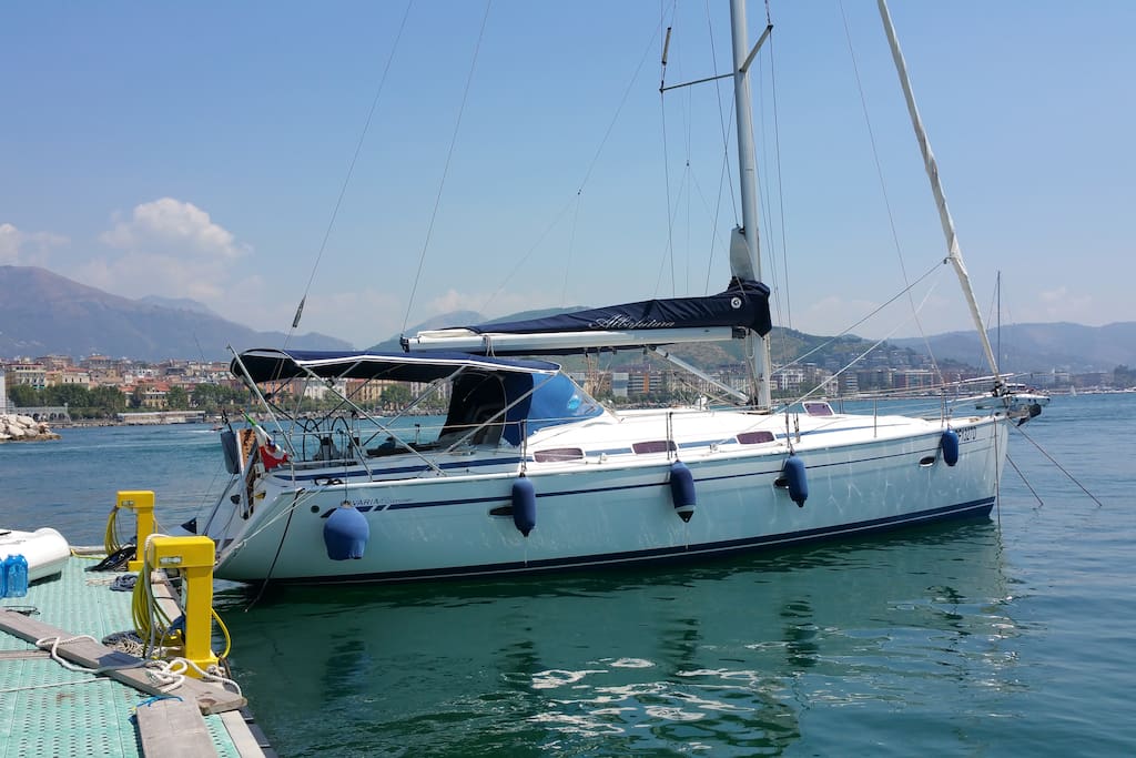 Alba Futura moored in port