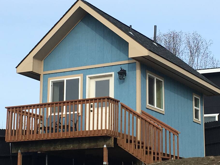 Here's your happy cabin
