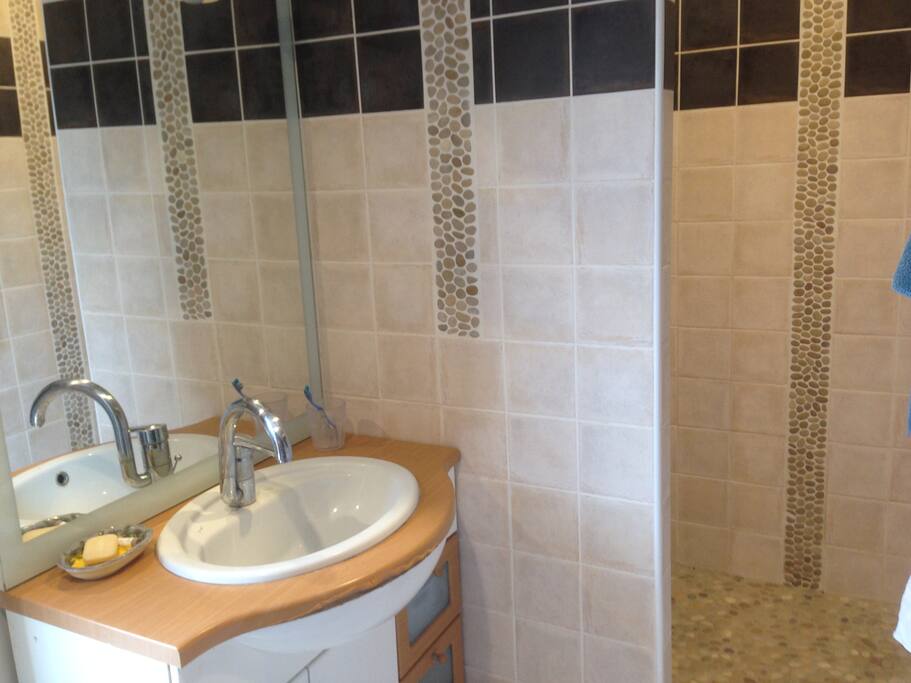 douche chambre 3