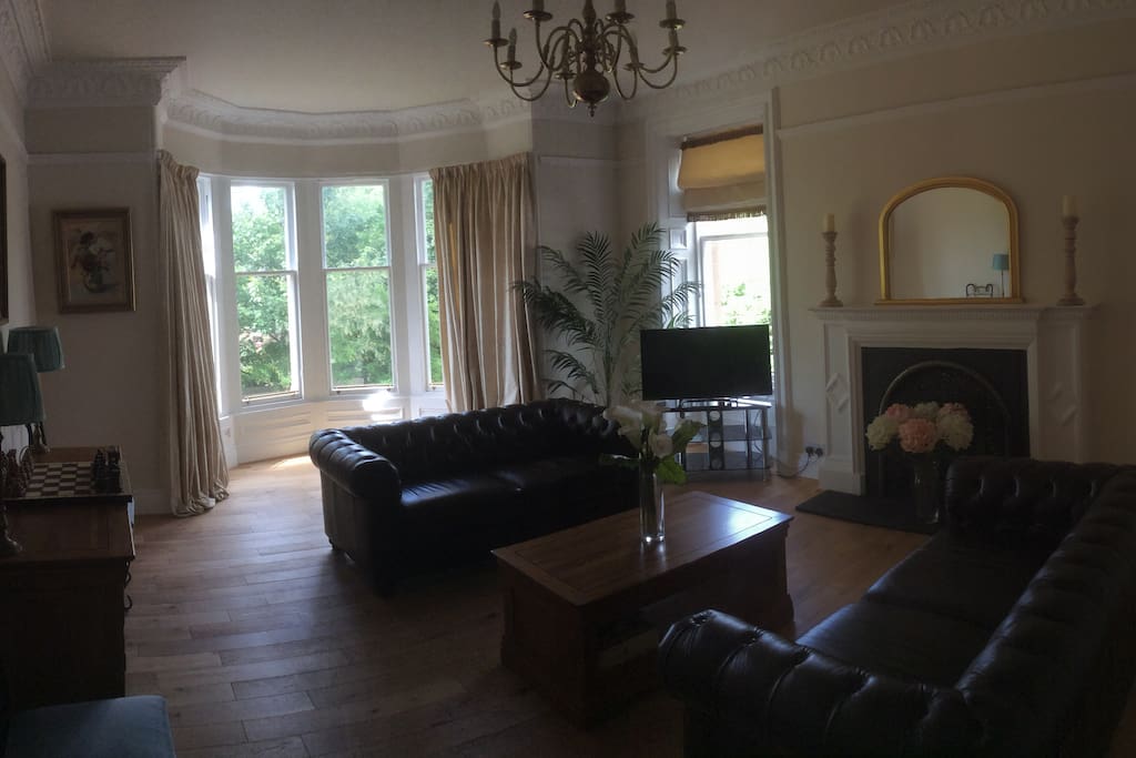 Spacious period Lounge with beautiful view of tree lined Avenue