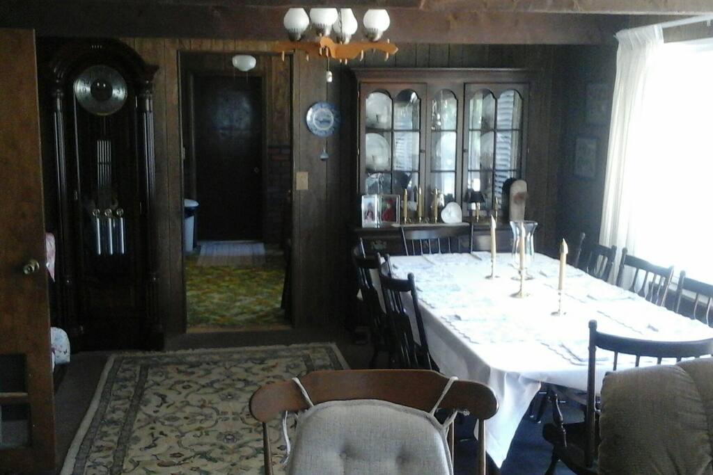 Dinning room seats everyone.