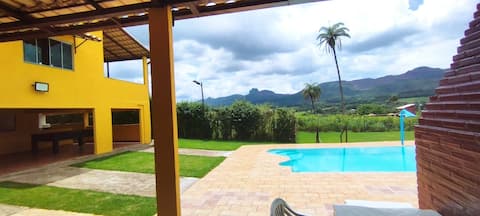 Beautiful place in Mateus Leme with a wonderful view.