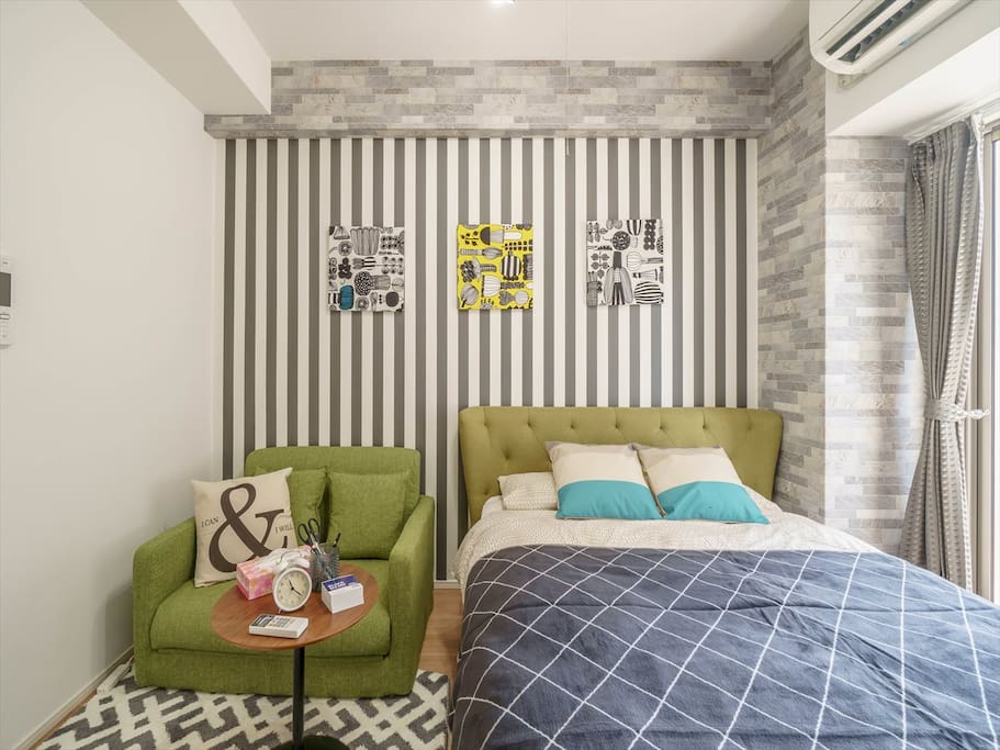 Studio Apartment with 1 double bed & 1 sofa bed